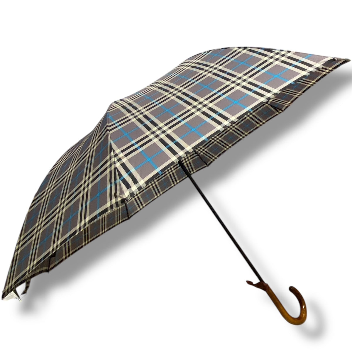Der automatische Regenschirm Rain Giant mit Fiberglasrahmen und Ahornholzgriff wird von Domizio seit 1989 in Italien handgefertigt. F3